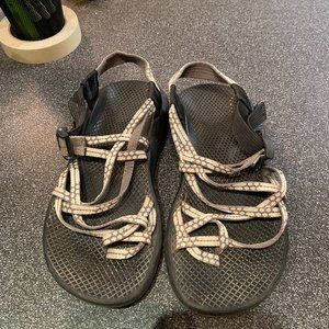 Women's 7.5 Well Worn Chacos
